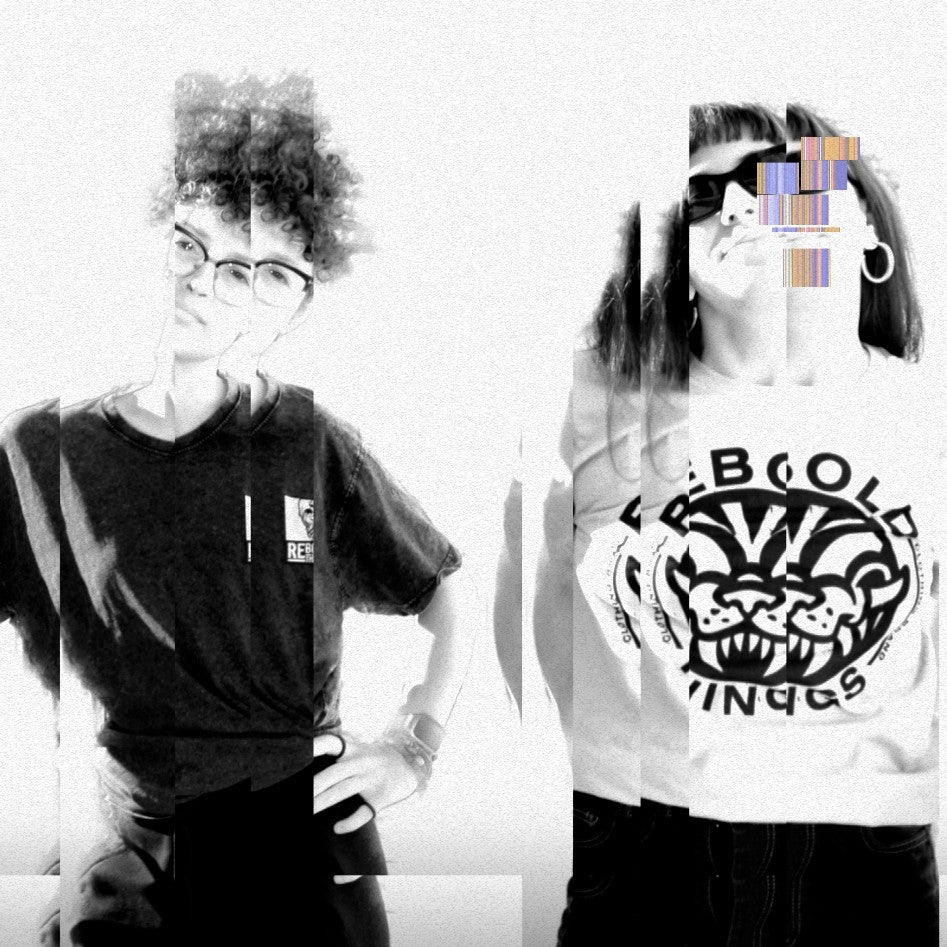 glitch-effect-black-white-models_838fdeaf-715f-4f25-95a8-00e9e8e93211.jpg